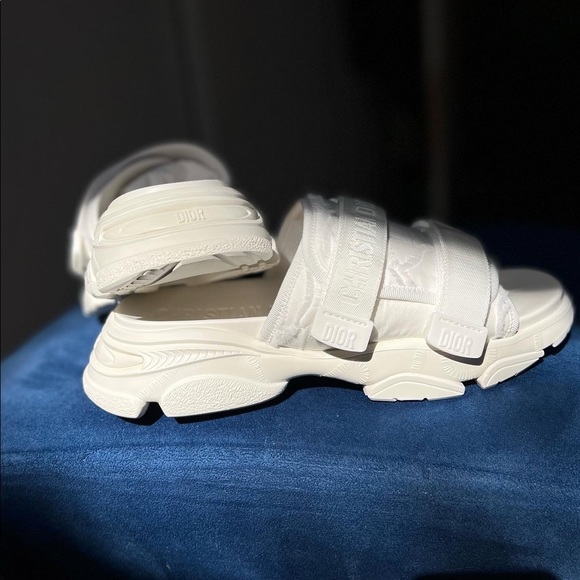 DIOR D-WANDER SLIDE - Picture 3 of 9